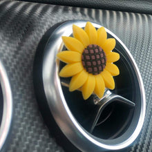 Zadin 2xPACK Sunflower Car Accesories Cute Car Air Freshener Sunflower Air Vent Clips Sunflowers Gift Decorations Girasoles Car Clip Interior Air Vent Decorations (Sunflower)