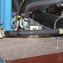 New Pig Brown Oil-Only Absorbent Mat Pad, 21 oz Absorbency Per Pad, Mediumweight, Looks Cleaner for Longer, Absorbs Oils & Fuels, Repels Water, 20" x 15", 100 Pads Per Bag, MAT560