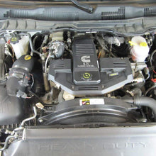 AIRAID 301-786 Jr. Intake Kit with Synthamax Dry Filter