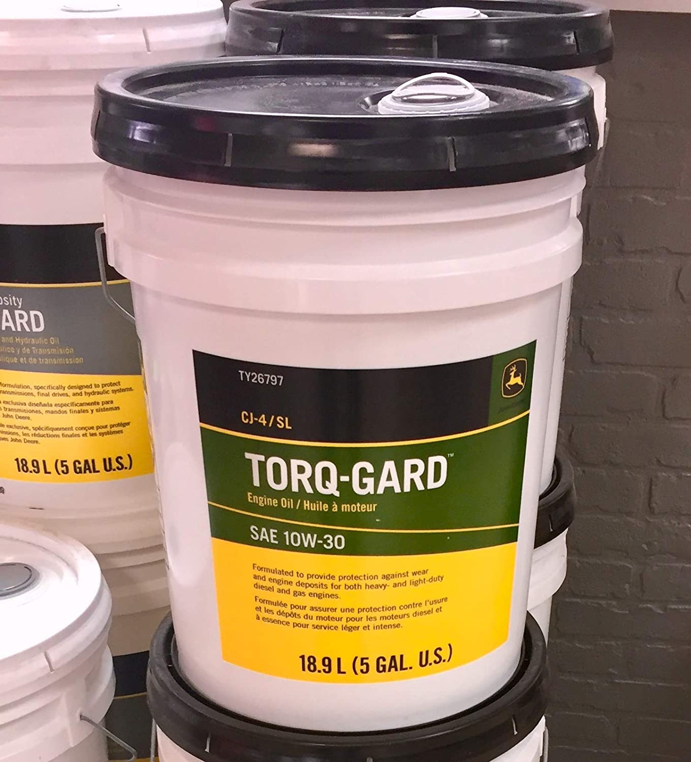 JOHN DEERE SAE 10W30 Torq-Gard Engine Oil 5 Gallon Bucket TY26797