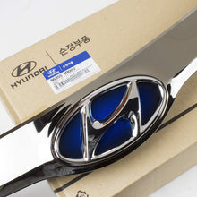 Genuine Hyundai 86355-4R000 Radiator Grille Garnish Assembly, Upper