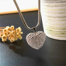 Clear Bling Car Rear View Mirror pendant White Crystal Heart-shaped Prism Hanging Car Home Decoration Suncatcher Car intertior Accessories for Women Car (Diamond Heart-shaped)