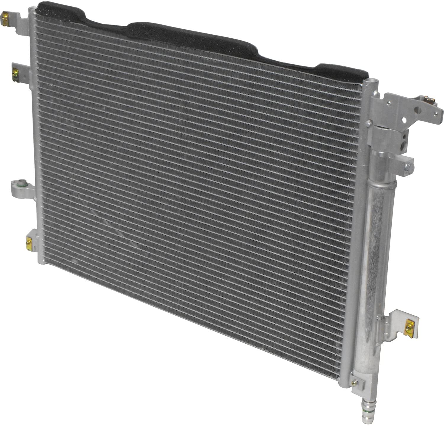 UAC CN 3737PFC A/C Condenser