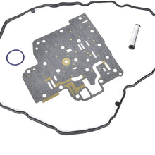 GM Genuine Parts 24281032 Control Valve Body Removal Kit with Plate, Retainer, and Seals