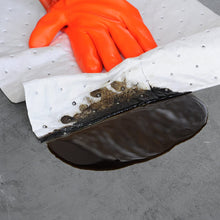 AABACO Oil Only ABSORBENT PADS - Heavy Weight Sheets (100ct Per Pack) 15 X 17 Inch High Absorbency for OIL and FUEL SPILLS - Repels Water, Absorbing up to 24 Gallons - Cleanup & Automotive (100)