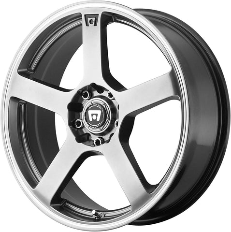 Motegi Racing MR116 Wheel with Silver Finish (17x7