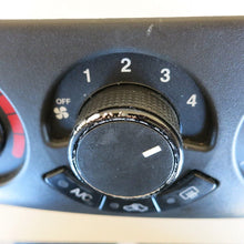 Corvette Central 07 08 09 10 11 Aveo Climate Control Panel Temperature Unit A/C Heater OEM C7065