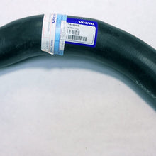 Genuine Volvo XC90 2003-2006 6 Cylinder Turbo Models Upper Intercooler Hose NEW (From Intercooler to Charge Air Pipe)