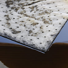 AABACO Oil Only ABSORBENT PADS - Heavy Weight Sheets (100ct Per Pack) 15 X 17 Inch High Absorbency for OIL and FUEL SPILLS - Repels Water, Absorbing up to 24 Gallons - Cleanup & Automotive (100)