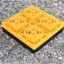 Camco 44601 Universal Leveling Block Flex Pads - Prevent Jacks and Stabilizers from Sinking Into Soft Ground - Measure 8.5" x 17" - 2-pack