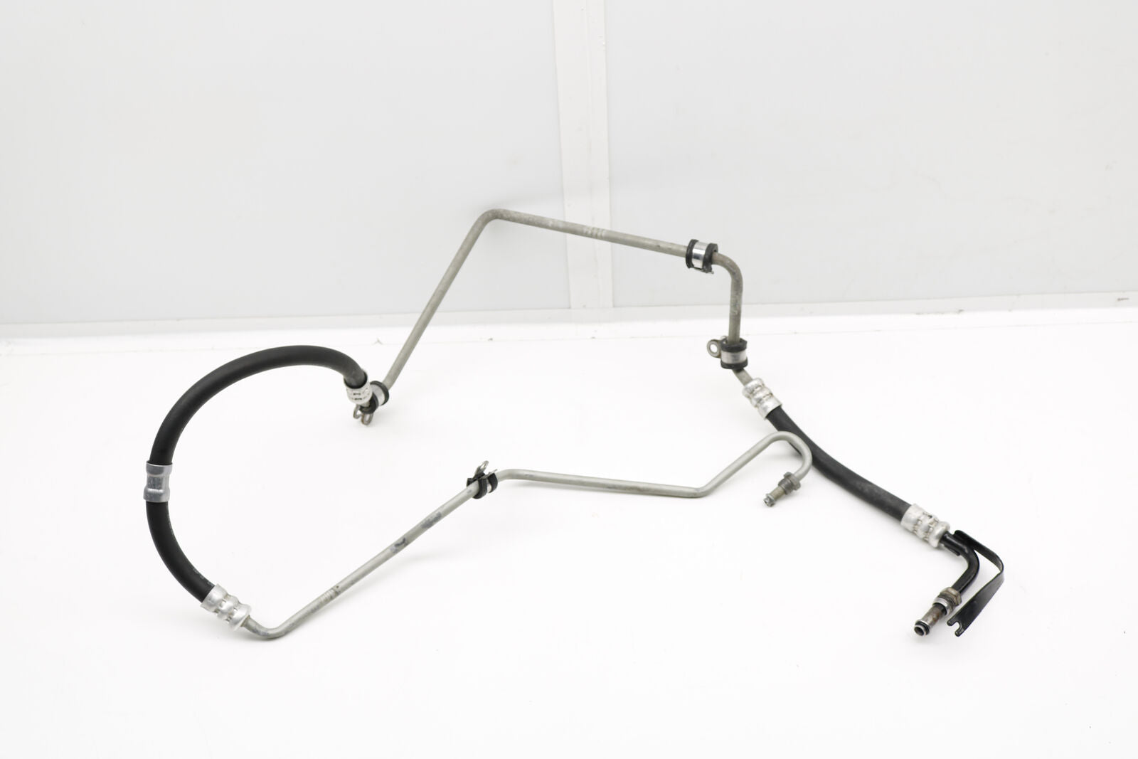 2011 2012 2013 2014 VW JETTA MK6 - POWER STEERING HOSE / LINE