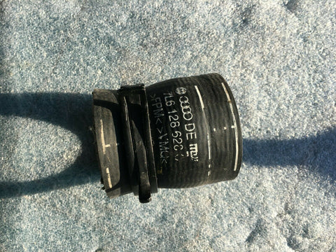 AUDI Q7 4.2TDI / VW TOUAREG 7L - ENGINE AIR INTAKE HOSE OEM 7L6128628C
