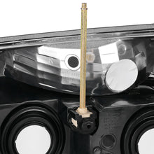 for 2002-2006 Chevy Avalanche Body Cladding Headlights + Bumper Signal Lamps