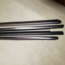 2003-09 Mercedes W211 E320 E350 E500 E55 Exterior Door Window Trim Seal Set OEM