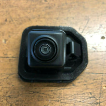 NEW OEM NISSAN ROGUE 2017-2020 REAR CAMERA ASSEMBLY - SEE INFO BELOW FOR MODELS