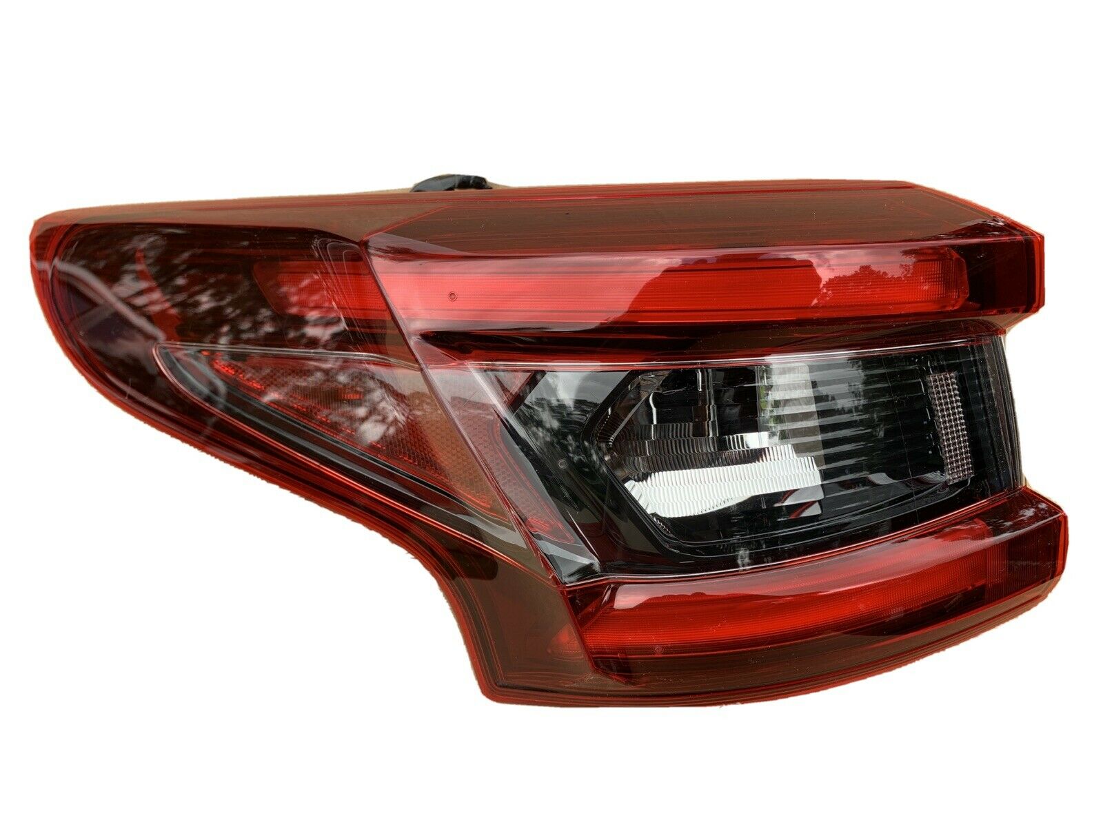 2020 Nissan Rogue Sport LEFT Outer LED Tail Light Lamp Assembly OEM