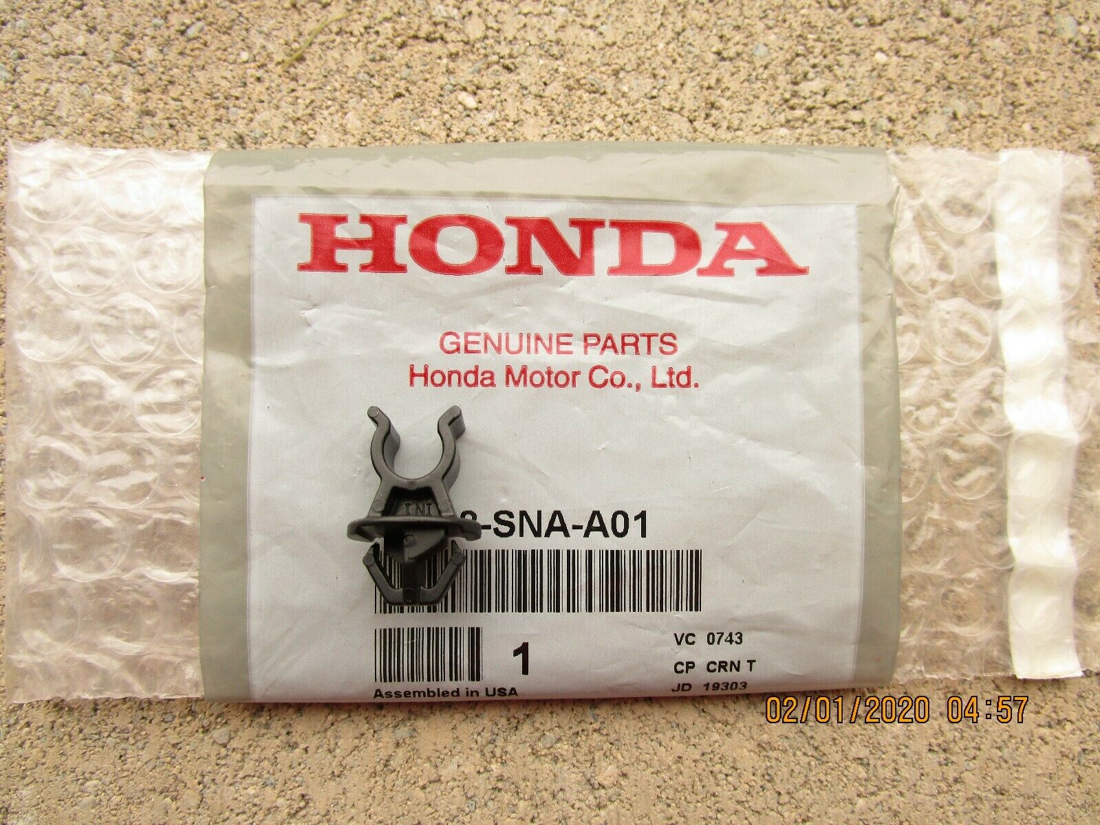 FITS: 16 - 20 HONDA CIVIC HOOD SUPPORT ROD HOLDER CLAMP RETAINER CLIP OEM NEW