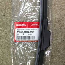 Genuine OEM Honda 2017 - 2020 Civic 5Dr Hatchback Rear Windshield Wiper Blade