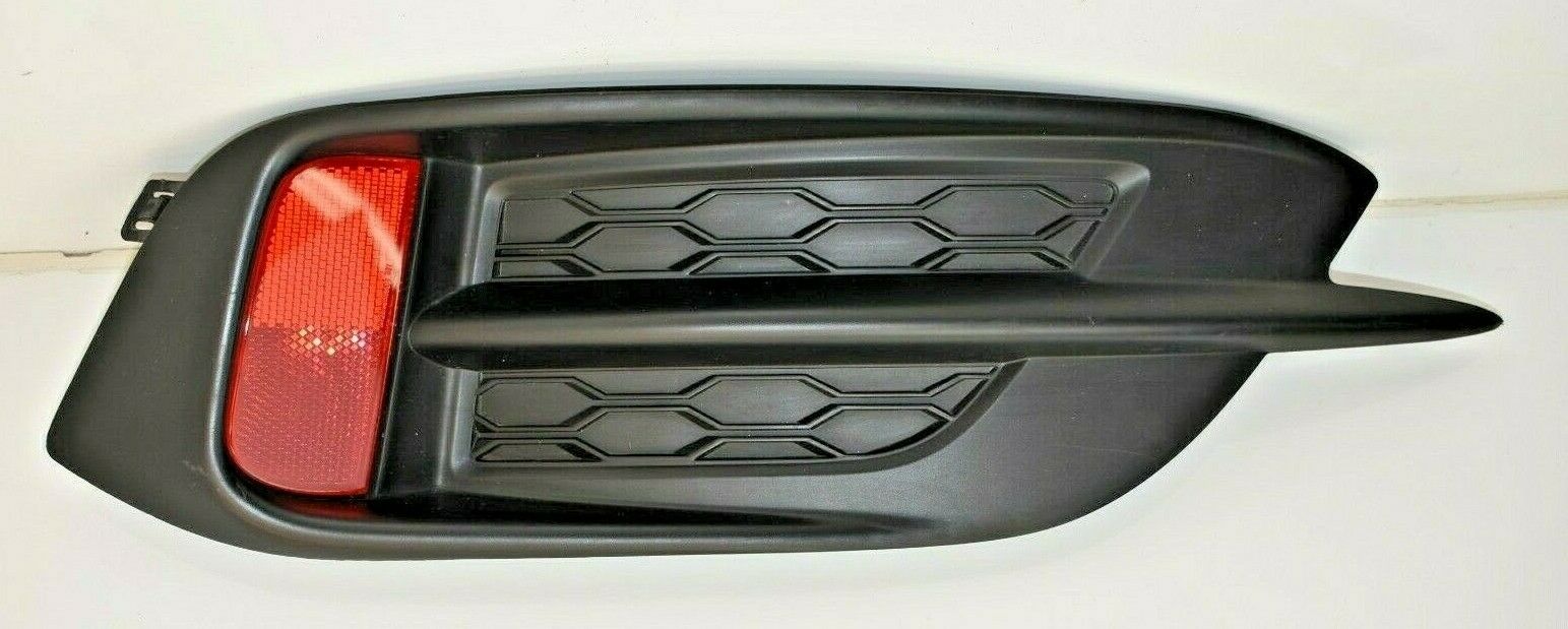 2016-2020 Honda Civic OE Rear L Driver Side Bumper Grille Garnish Trim Reflector