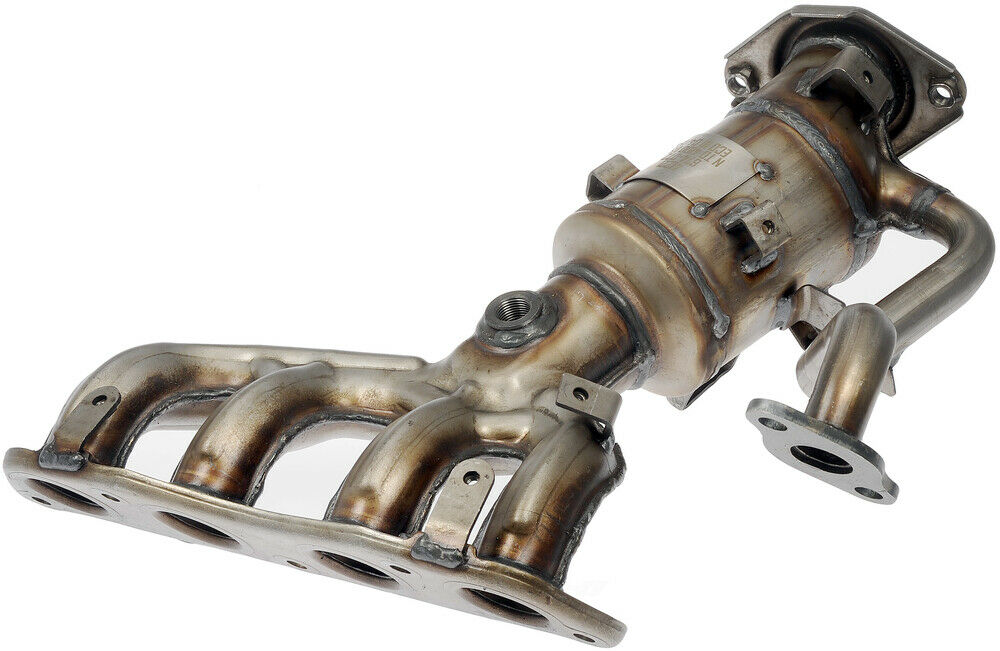 Exhaust Manifold with Integrated Catalytic Converter Dorman 674-072