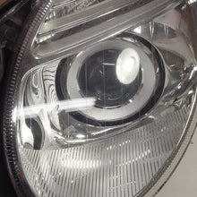 07-09 Mercedes Benz E Class Left Halogen Headlight w/ bulbs and caps E350 / 550