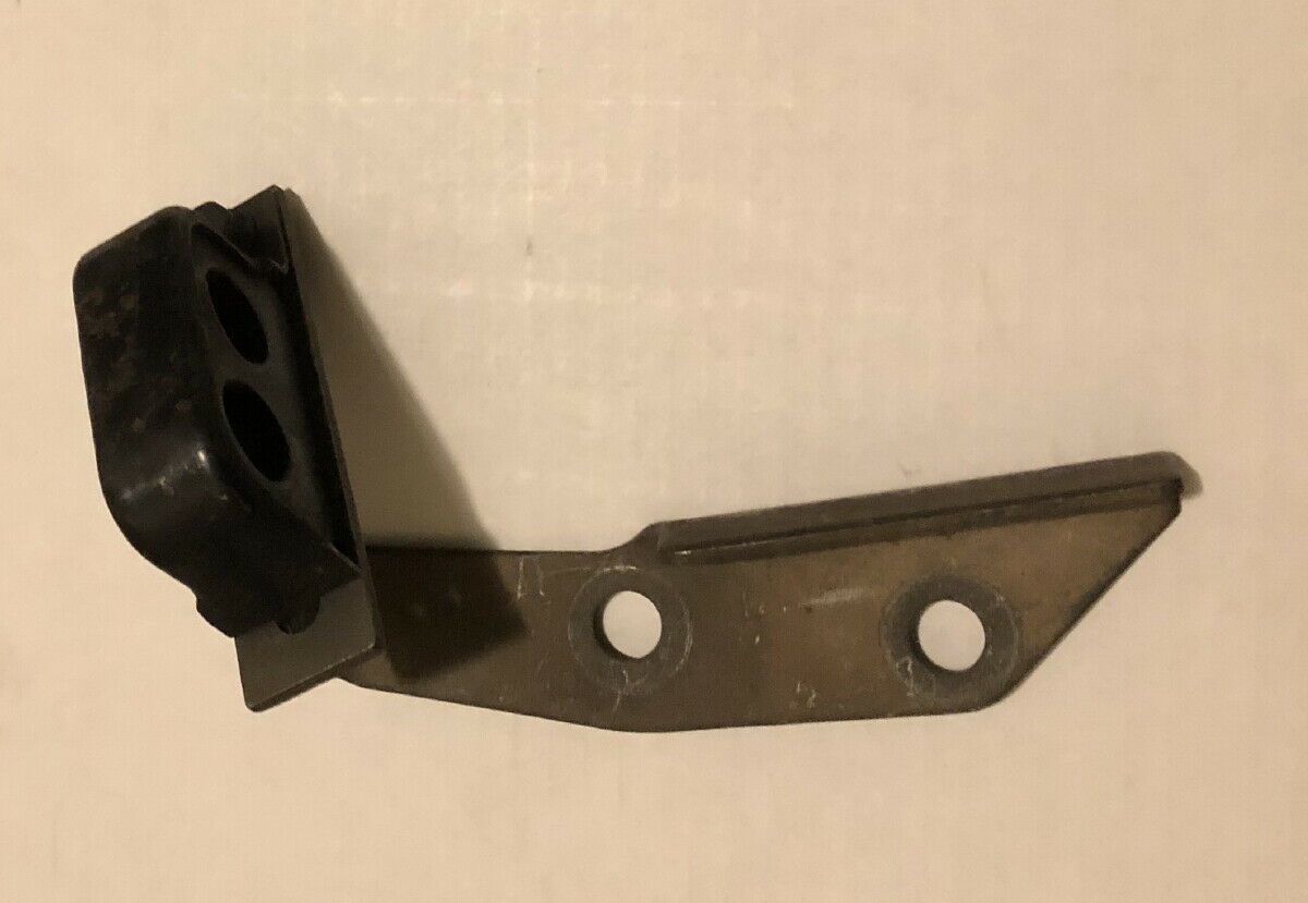 1966 1969 FORD TORINO TALLADEGA FAIRLANE COMET POWER STEERING HOSE BRACKET 1967