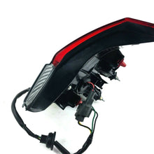 2017-2020 Nissan Rogue 2.5L Liftgate Trunk Tail Light Passenger RH Rear OEM USED