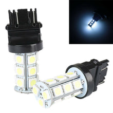 2x6000K White 3157 5050 3156 18SMD Tail Brake/Parking Turn Signal LED Light Bulb