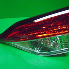 2020 Toyota Corolla back up tail light OEM JJ180 81580-02B60 Right inner NICE