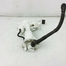 2019 2020 Toyota Corolla Gas Fuel Tank Pump 77020-02890