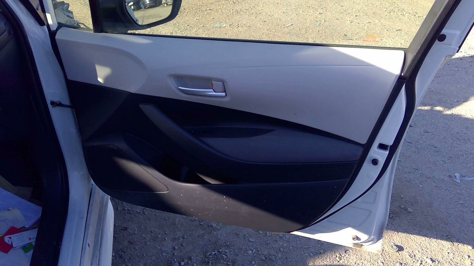 Front Door Trim Panel TOYOTA COROLLA Right 19 20