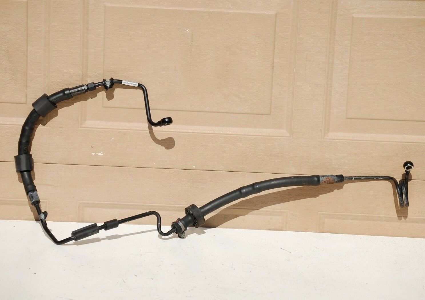 2005 AUDI S4 B6 4.2 V8 CONVERTIBLE - POWER STEERING HOSE / LINE OEM 8E1422897A