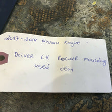2017 - 2020 Nissan Rogue Driver Rocker Moulding Panel Side Skirt LH OEM USED