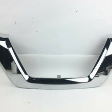 2017 - 2020 Nissan Rogue Front Grille Chrome Bezel OEM USED