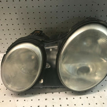2004-2006 Kia Amanti 2005 OEM Driver Left Side Headlight Assembly