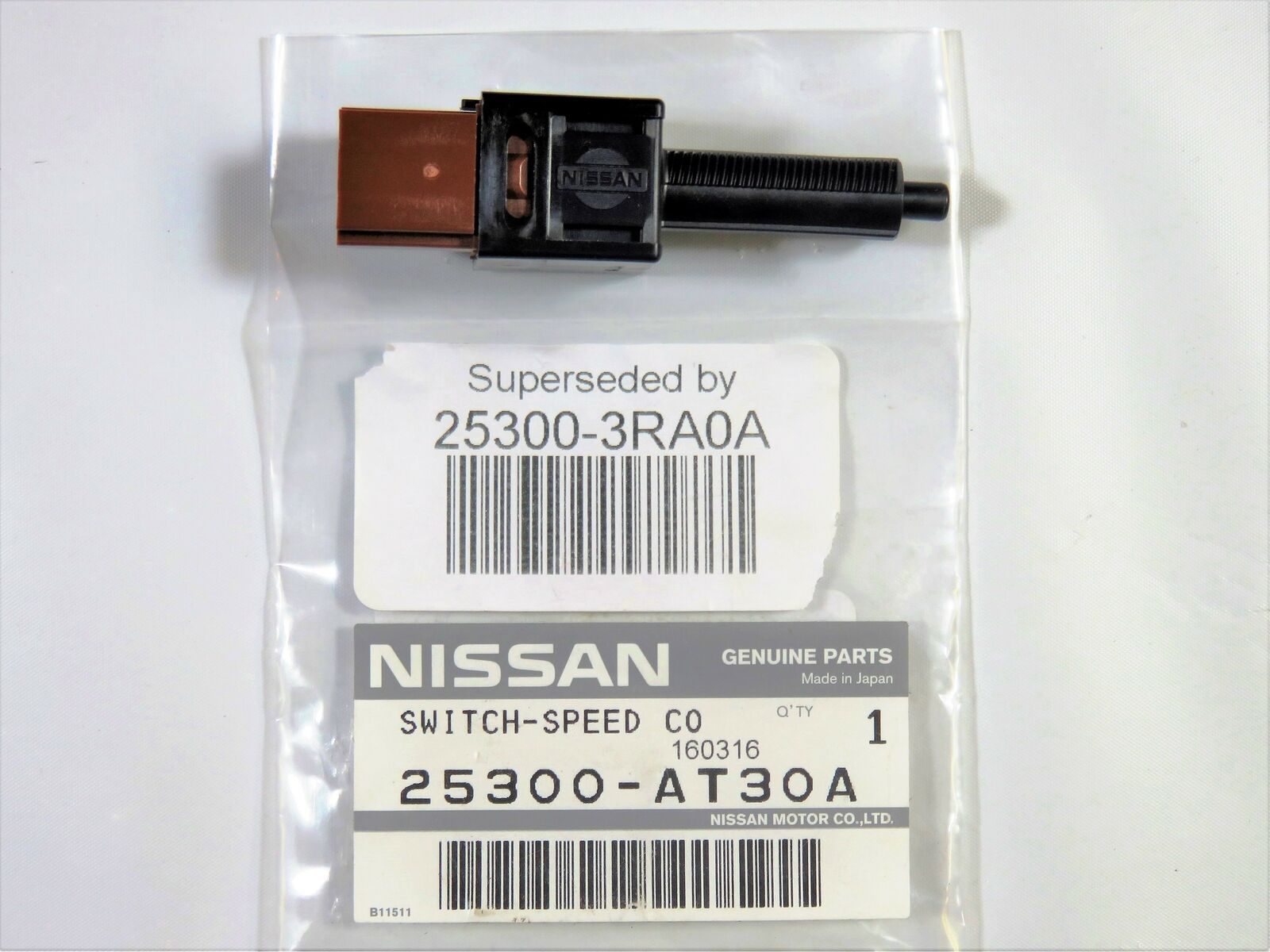 Nissan 25300-3RA0A Brake Light Switch Genuine OEM New