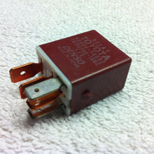 OEM Toyota & Lexus 5 Pin Denso Heater Light Fan Accessory Relay 90084-98032