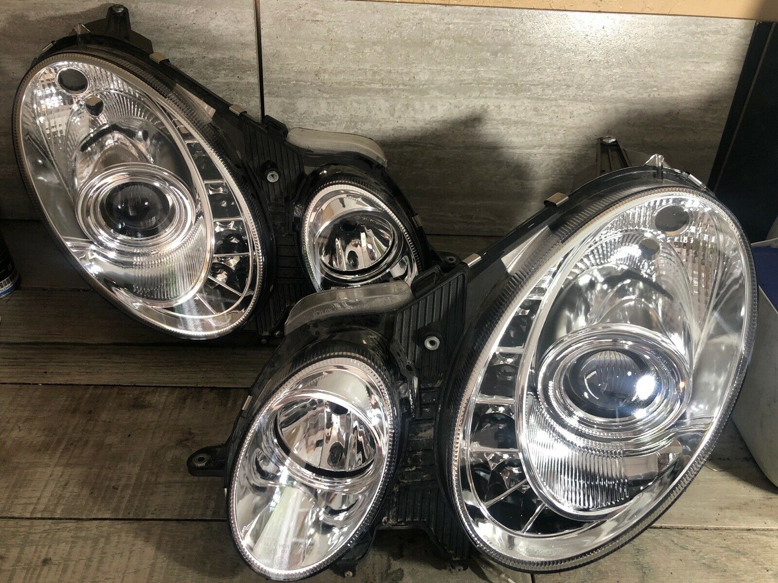 2007 2008 2009 MERCEDES E320 E350 E550 E63 Headlights Driver & Passenger Set