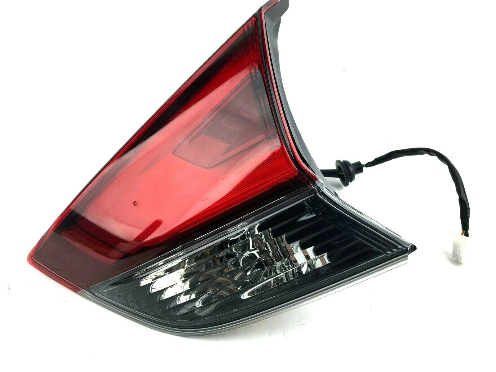 2017-2020 Nissan Rogue 2.5L Liftgate Trunk Tail Light Passenger RH Rear OEM USED