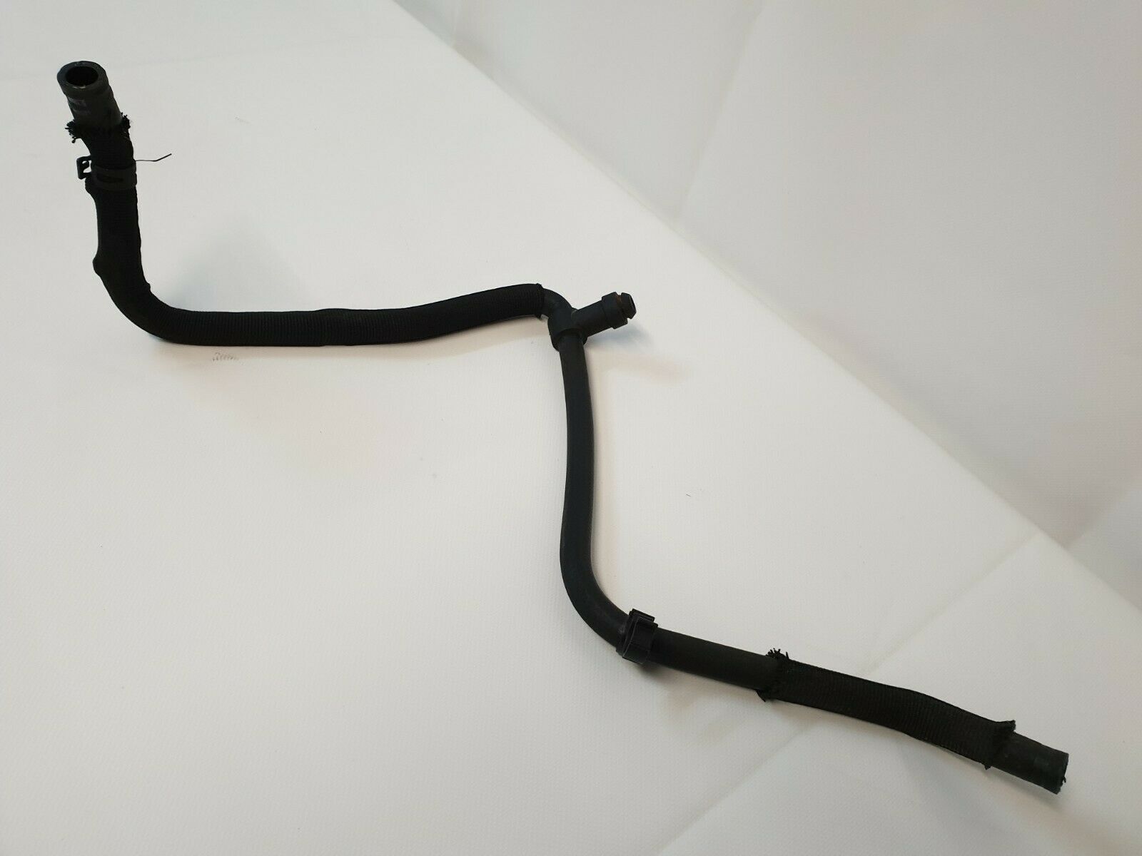 Audi Q7 4L 3.0 TFSI Hose Oil Feed for Servo Oil Tank Trousers 7L8422895A