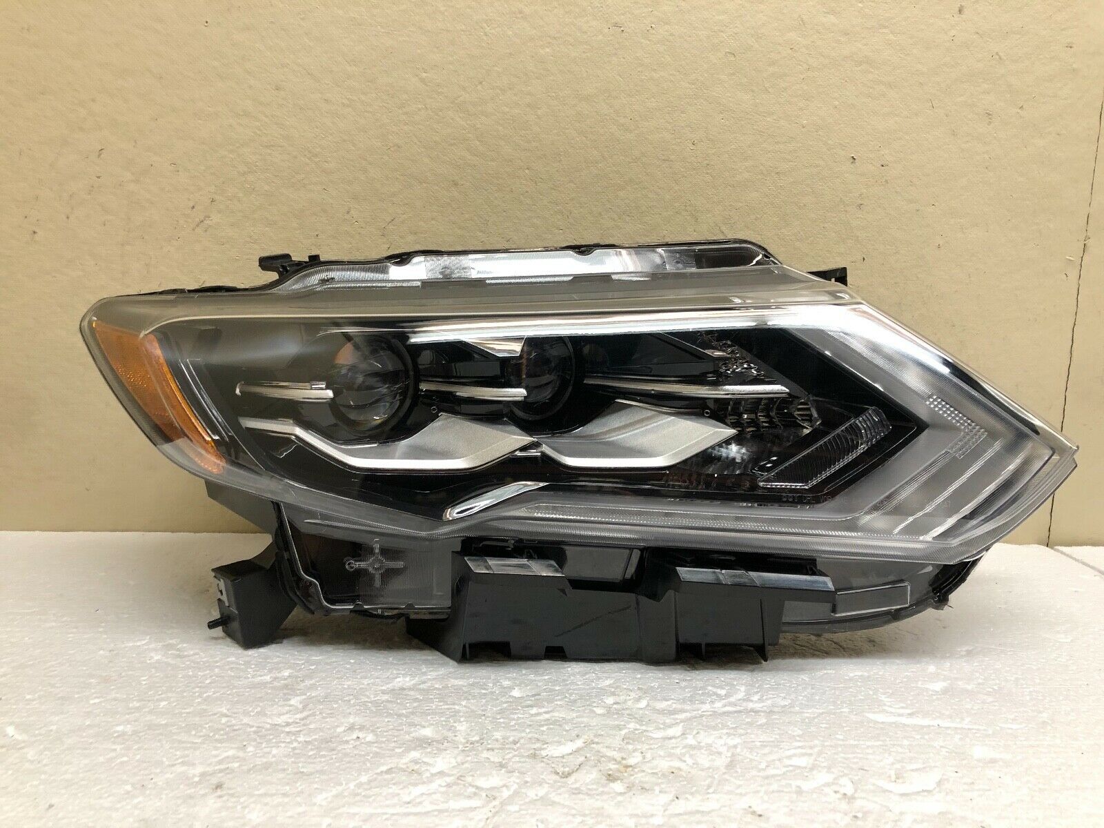 2017 2018 2019 2020 nissan rogue right FULL LED headlight OEM *Great Shape!*