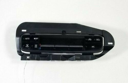 2017 - 2019 Toyota Corolla Automatic Heater A/C Control OEM 55468-02060